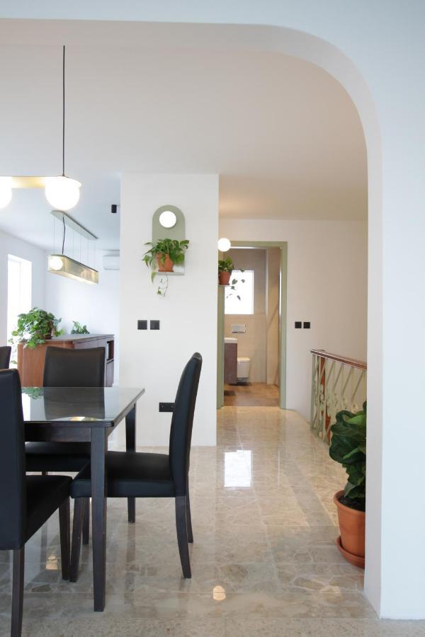 Villa Joseph Сейнт Полс Бей Екстериор снимка