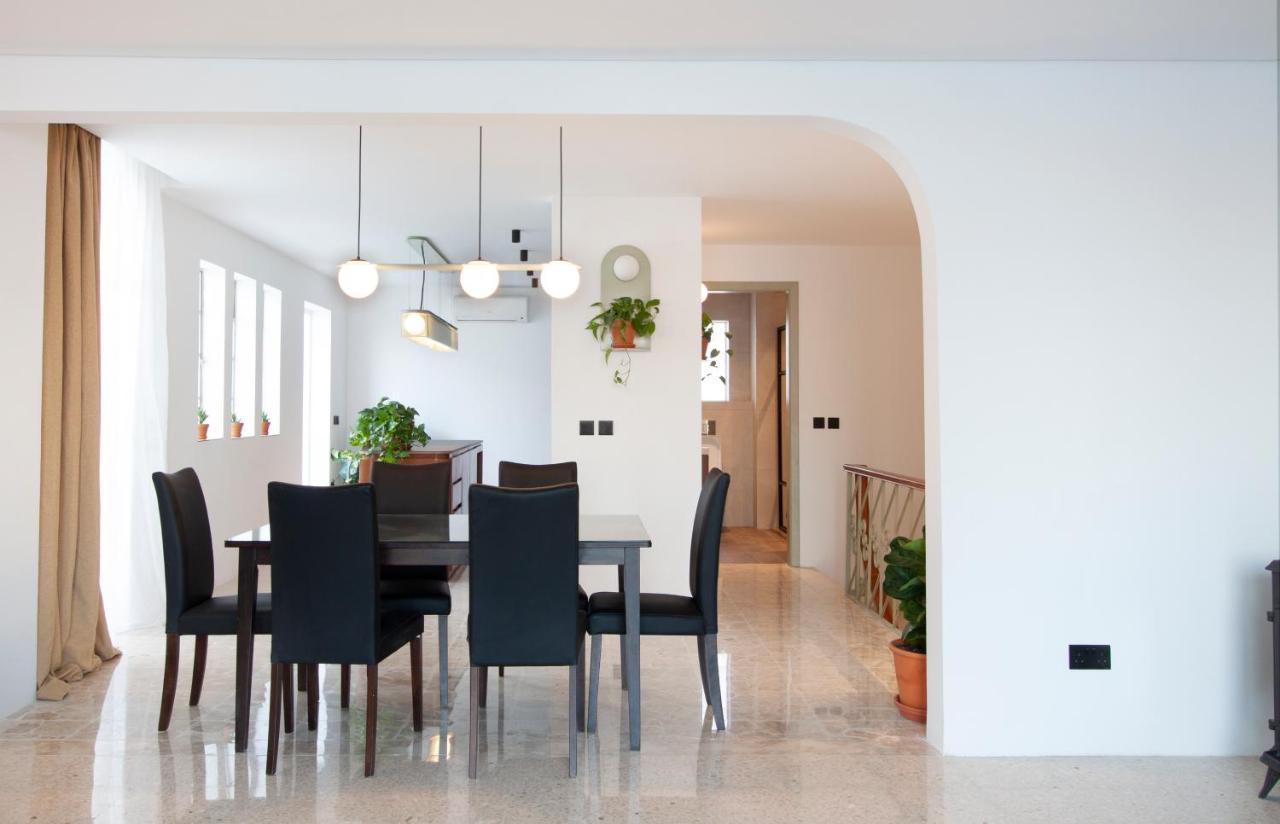 Villa Joseph Сейнт Полс Бей Екстериор снимка